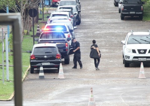 PF deflagra nova operação e cumpre mandado de prisão em Manaus