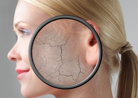 Açúcar pode afetar pele do seu rosto de 7 maneiras. Conheça os sinais