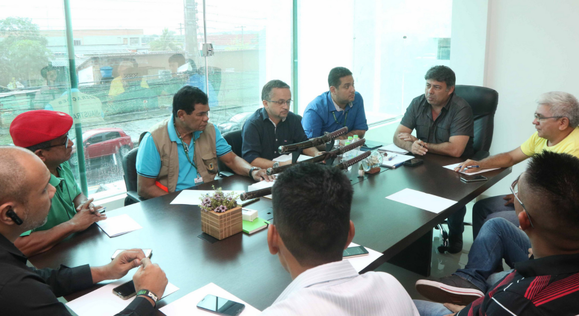 Secretário revela o que pode acontecer com Uber em Manaus após reunião