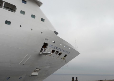 Último navio da Temporada de Cruzeiros chega a Manaus com mais de mil turistas 