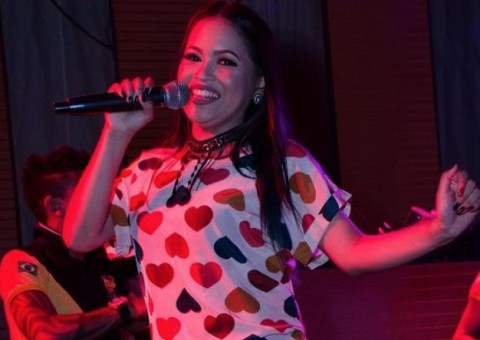 Natal Solidário Amigos da Zona Leste movimenta estacionamento do Shopping T4