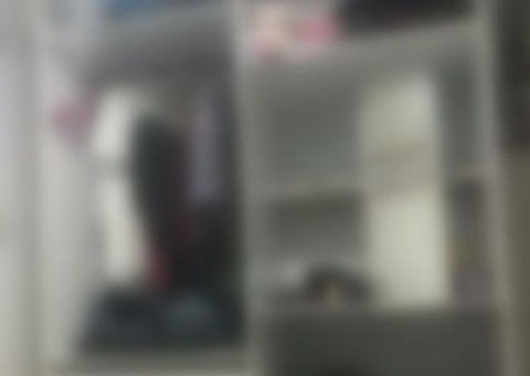 Casal é preso em boca de fumo e entrega 'guarda-drogas' em Manaus