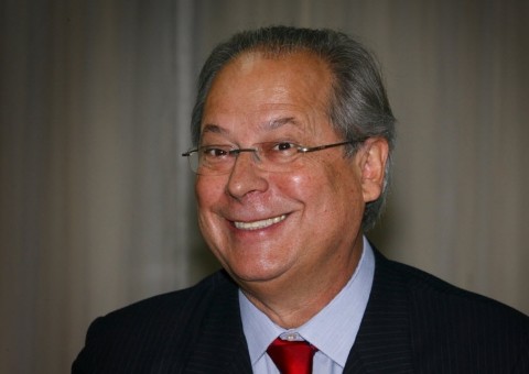  Câmara dos Deputados concede aposentadoria a José Dirceu