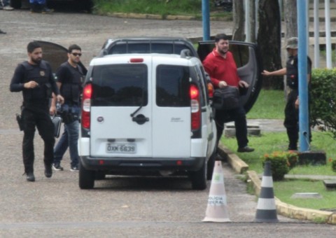 Mouhamad e presos da 'Custo Político' deixam prisão nesse sábado