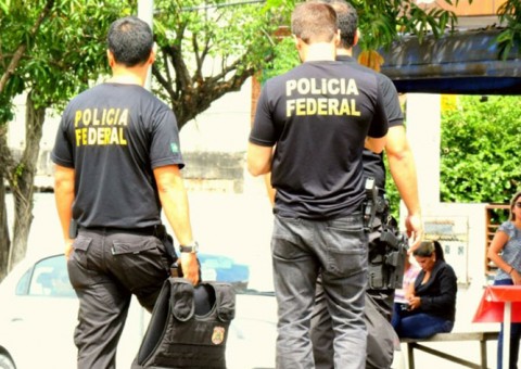  Na véspera de Natal, Polícia Federal cumpre mandado de busca e apreensão em Manaus