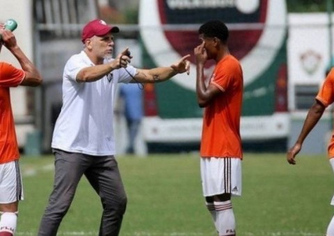 Mais uma filha do técnico do sub-20 do Fluminense morre após acidente 