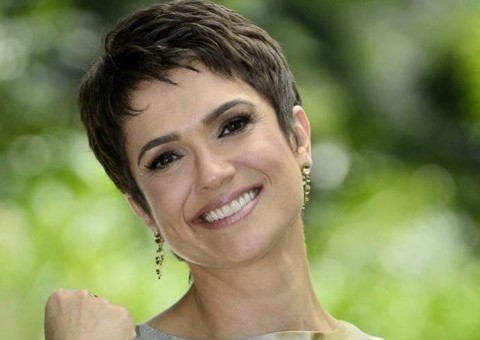 Sandra Annenberg revela idade ao vivo e público fica 'chocado'