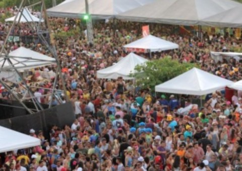 V8 bar faz lançamento da Banda do Galo 2018 neste sábado