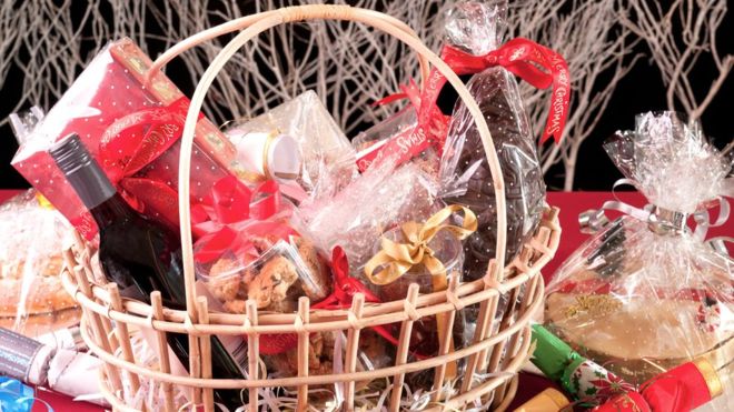 Polícia prende 21 foragidos após oferecer cesta de Natal como isca