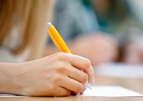 Com salários de até R$ 4 mil, prefeitura lança processo seletivo no Amazonas