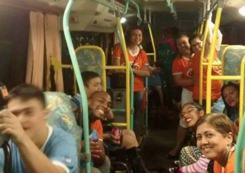 Abrigo Moacyr Alves promove Passeio das Luzes para as crianças da instituição