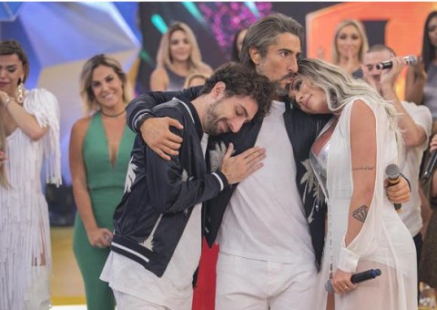 Emoção marca último 'Legendários' e internautas lamentam fim do programa