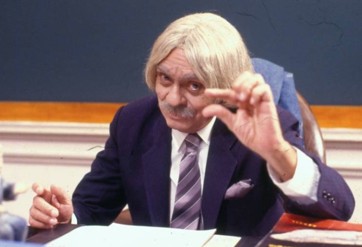 Após reajuste, novo salário mínimo começa a valer segunda-feira