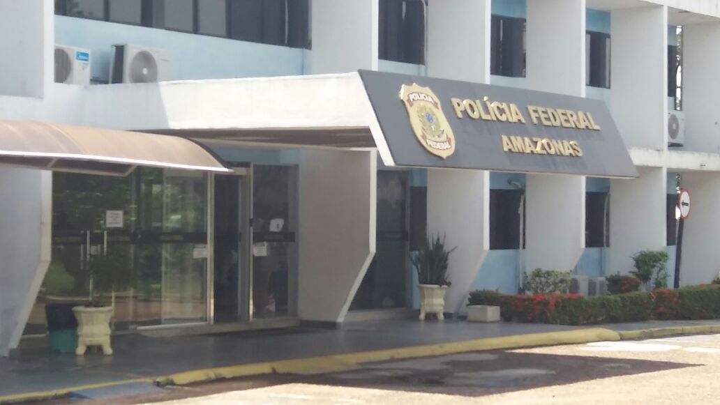 Melo fica na sede da PF, mas ex-secretários não tem a mesma sorte