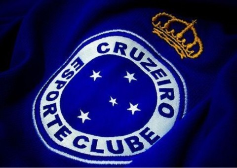 Cruzeiro completa 97 anos e recebe homenagens de torcedores e ídolos do clube 