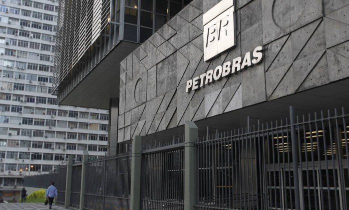 Petrobras é autuada em R$ 17 bilhões pela Receita