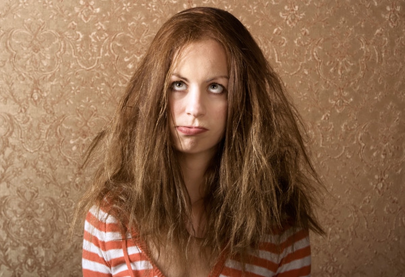 Bad hair day: 5 coisas que deixam seu cabelo naqueles dias que nem santo ajeita 