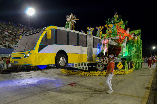 Prorrogado prazo do edital de apoio ao desfile das escolas de samba de Manaus