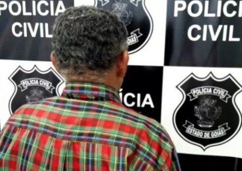 Pastor idoso é preso suspeito de estuprar crianças de 11 e 12 anos