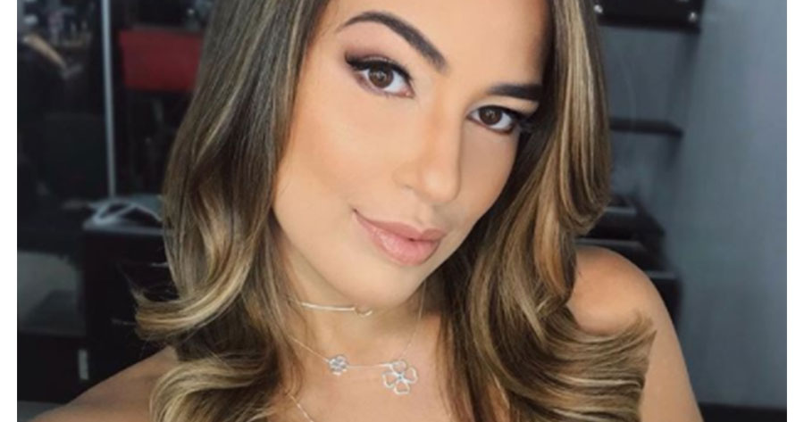 Ex-BBB Vivian Amorim ostenta corpão em foto de biquíni e fãs babam 'Gostosa'