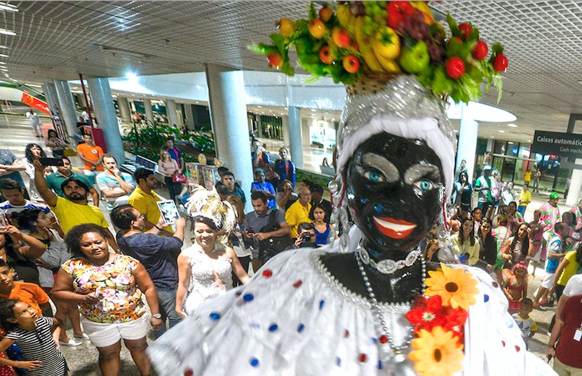 Chegada da Kamélia abre oficialmente o Carnaval 2018 em Manaus neste sábado