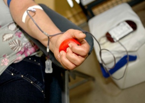 Hemoam precisa de mil doadores para normalizar estoque de sangue