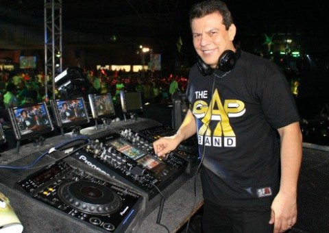 DJ Raidi Rebello comanda Flashback Disco neste sábado