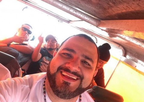 Banda do DJ Evandro Jr realiza maratona de carnaval com 12 horas de música na Zona Norte