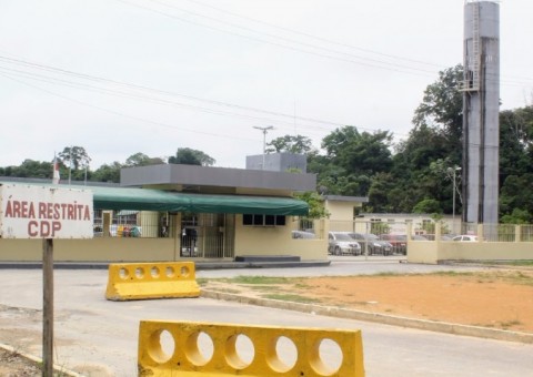 Mulheres são presas tentando entrar com cabos USB dentro da vagina no CDPM