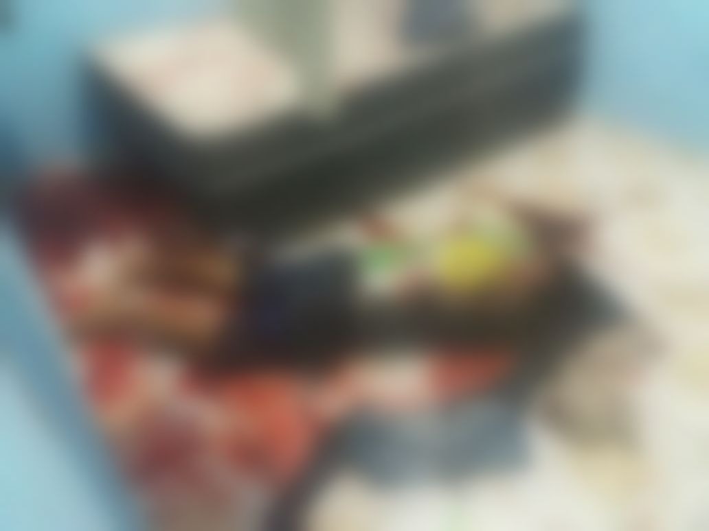 Filho encontra pai morto a facadas dentro de quarto em Manaus