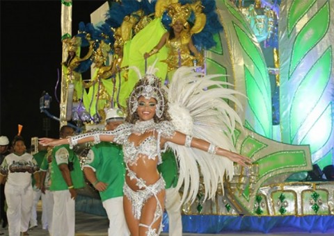 Governo divulga recursos para escolas de samba de Manaus no Carnaval 2018