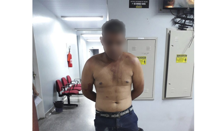 Homem invade casa de idosa  de 98 anos durante fuga em Manaus