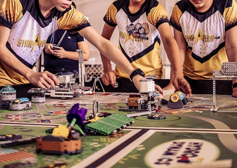 Escola de robótica oferece cursos gratuitos para crianças e adolescentes em Manaus