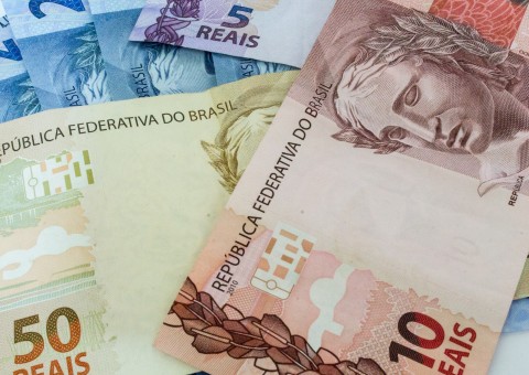 Homem é preso após matar irmão esfaqueado por dívida de 70 reais