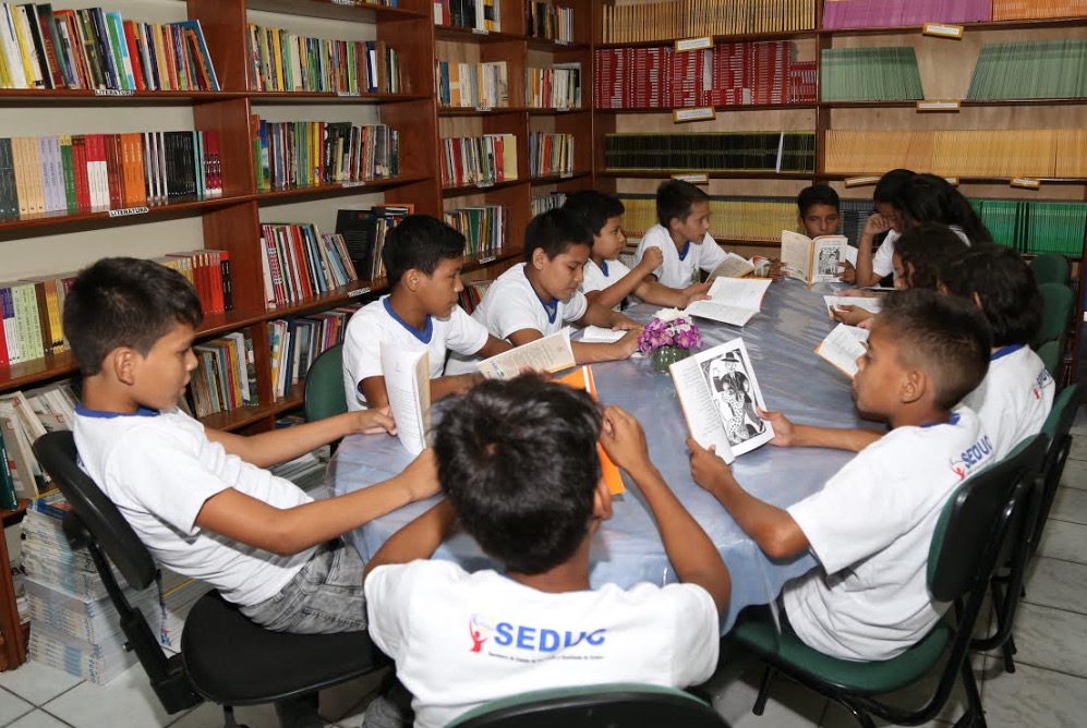 Matrícula para novos alunos da rede pública começa neste sábado