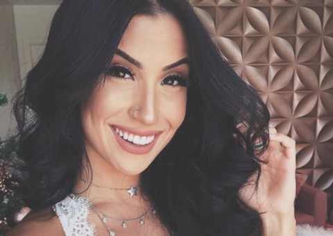 Após polêmica com lipo, Blogueira Boca Rosa faz plástica no nariz