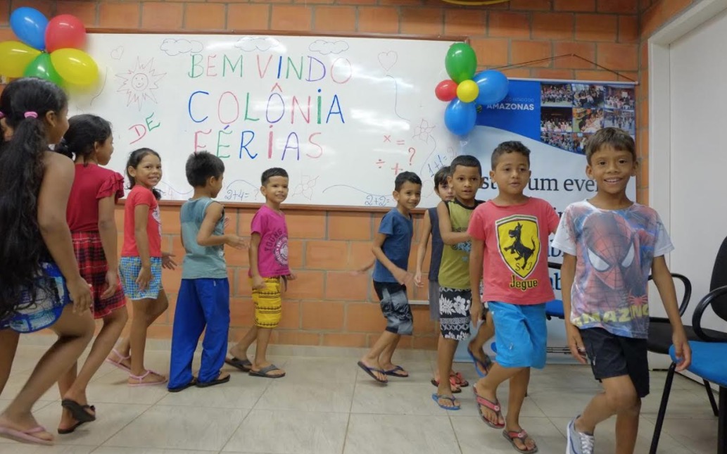 Colônia de Férias do Prosamim tem visita ao zoológico do CIGS