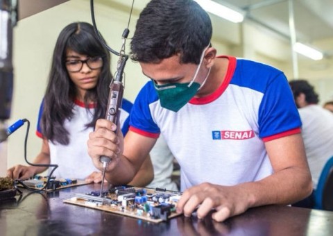 Senai abre matrículas para cursos técnicos com vagas limitadas em Manaus