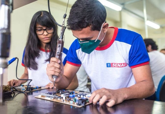 Senai abre matrículas para cursos técnicos com vagas limitadas em Manaus