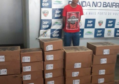 Homem é preso após roubar Kombi com produtos de beleza em Manaus