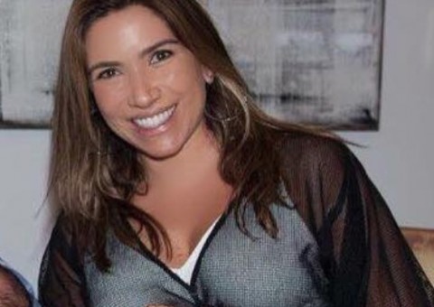 Patrícia Abravanel mostra primeira foto da filha