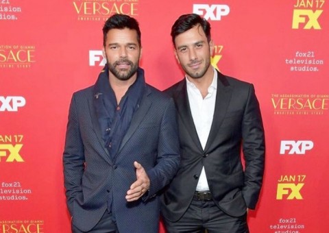 Ricky Martin se casa em segredo com artista plástico
