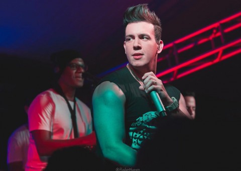  Bloco da Alegria FM O Dia traz Oz Bambaz a Manaus