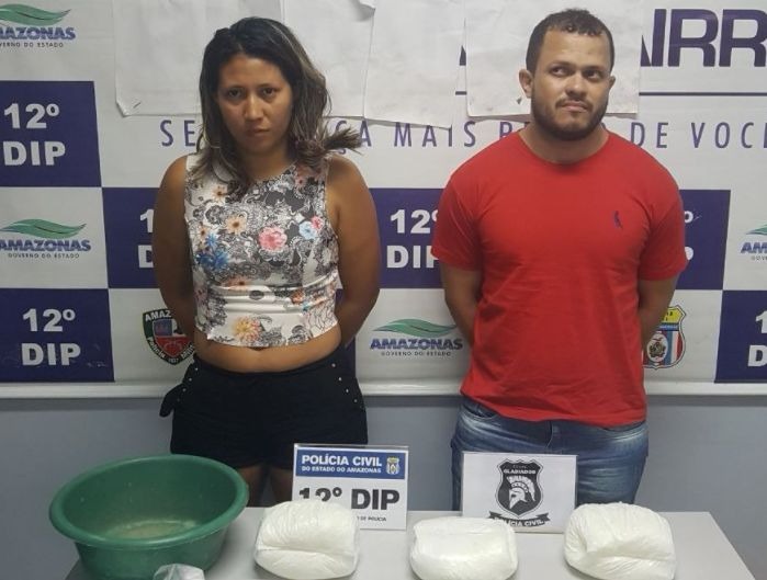 Casal é preso com cocaína de laboratório de drogas em Manaus