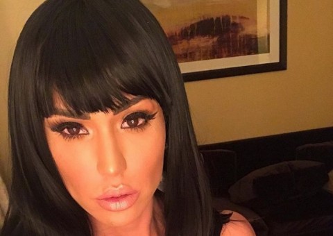 Gracyanne Barbosa surpreende ao aparecer com novo visual