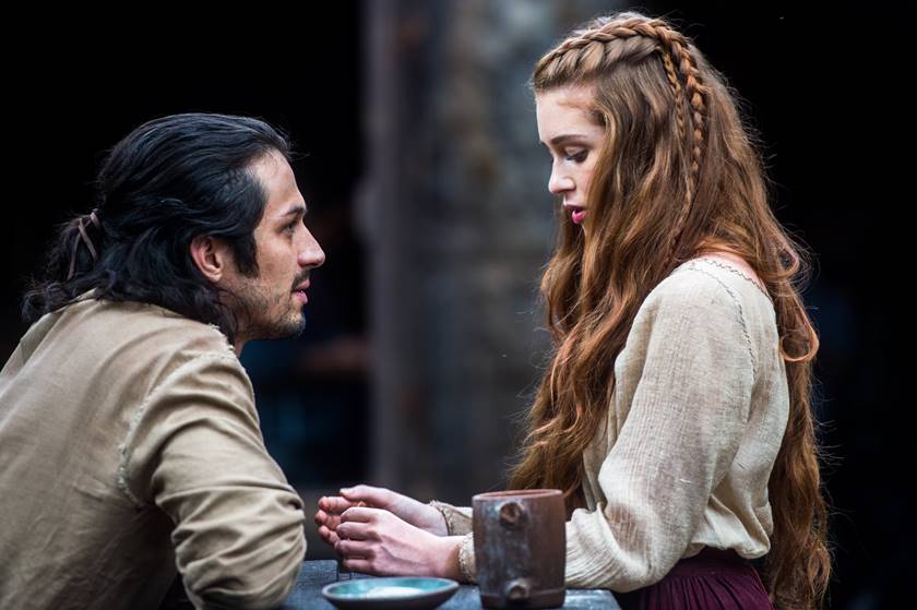 'Deus Salve o Rei': Amália iria morrer e será disputada por três