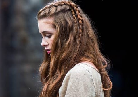 'Deus Salve o Rei': Amália iria morrer e será disputada por três