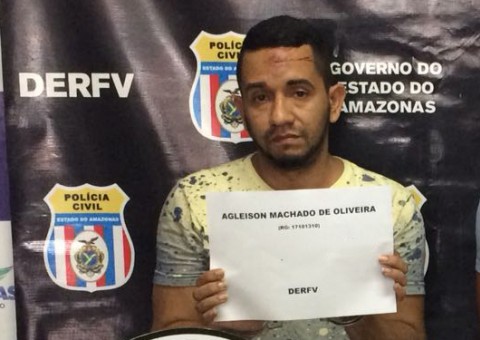 Denunciado por irregularidade em carro é preso com drogas em Manaus