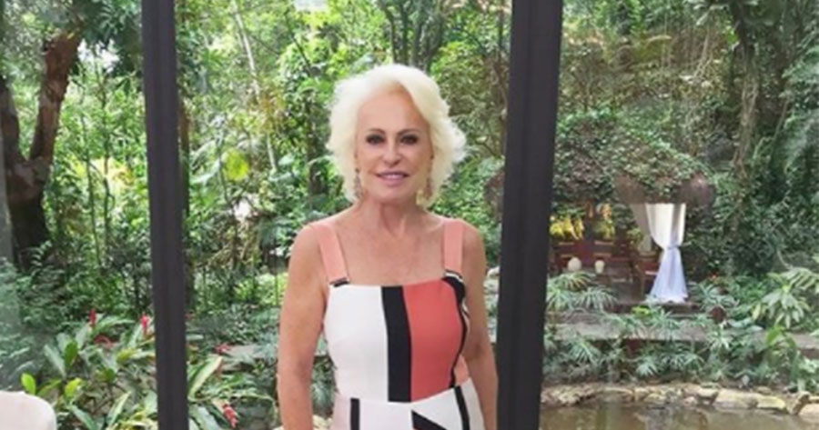  Aos 68 anos, Ana Maria Braga posa de biquíni em foto rara