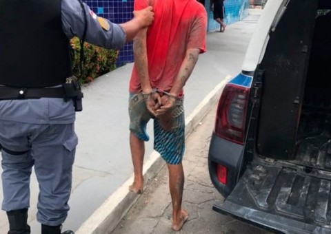 Homem é baleado após trocar tiros com polícia durante abordagem em Manaus